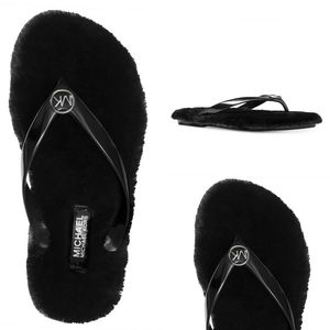 🆕 MICHAEL KORS Logo Faux Fur Flip Flop Sandals